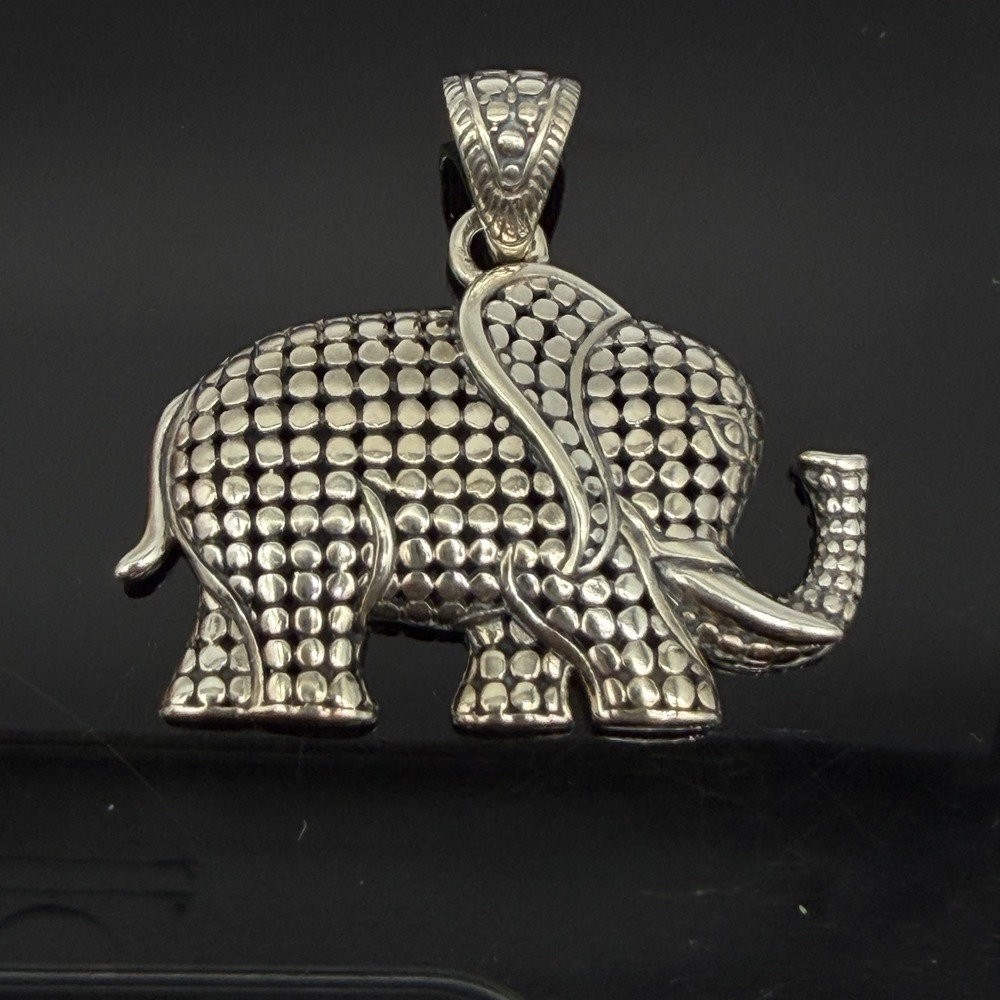 ATI Indonesia Sterling 925 Silver Dotted Pattern Elephant Good Luck Pendant 1.5"